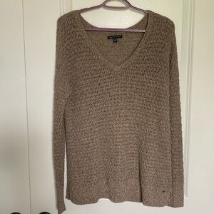American Eagle Knit V Neck Sweater Small‎